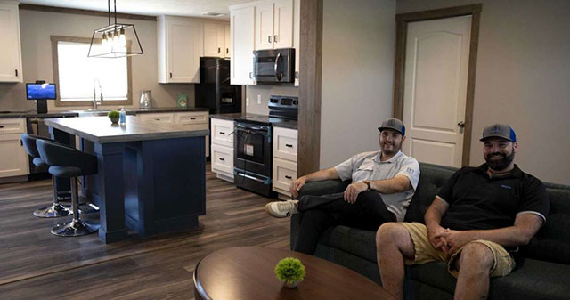 SA's 'Doublewide Dudes' re-imagine manufactured home sales for the virtual era