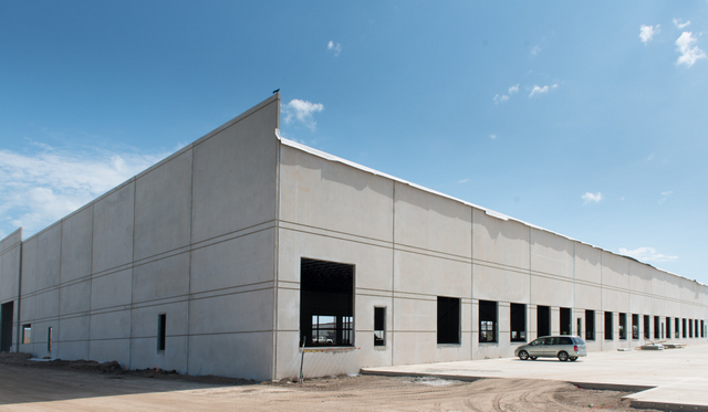 Flex/Warehouse under construction